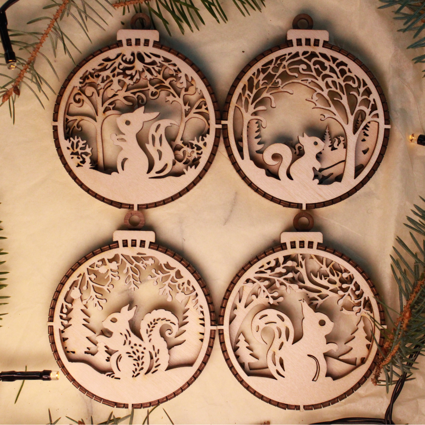 3D Julekugler - Sæt med 4 Egern